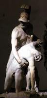 Menelao sorregge il corpo di Patroclo