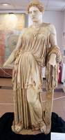 Statua di Demetra in marmo bianco - I sec. a.C.