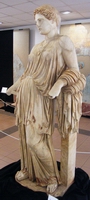 Statua di Demetra altra vista