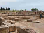 Agrigento, altra vista dei resti del tempio delle divinità ctonie.