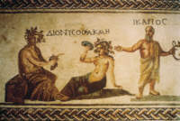 Pavimento in mosaico nella Casa di Dionisio “Dionisio,la ninfa Acmi e Icaro“, Pafos. Immagine gentilmente fornita dall'Ente Nazionale per il Turismo di Cipro.