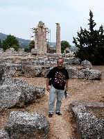 Vista di Zeus e resti del relativo tempio