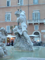 La fontana di Nettuno e le statue di Antonio Della Bitta 