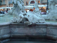 La fontana di Nettuno e le statue di di Gregorio Zappalà