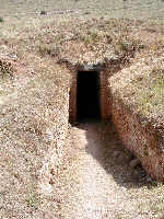 Tirinto, ingresso tomba micenea.