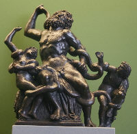 I serpenti divorano i figli di Laocoonte