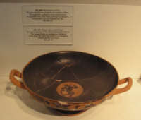 Kylix con Satiro