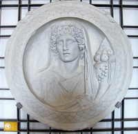 Clipeo con busto di Genius Coloniae II sec. d.C