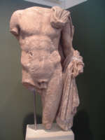Torso forse di Macheone, figlio di Asclepio.  II a.C.