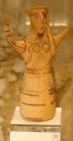 Figura femminile a Ψ in terracotta da Tirinto, circa 1200 a.C. 