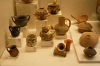 Vasellame vario 2200/2000 a.C. da Tirinto e Assini